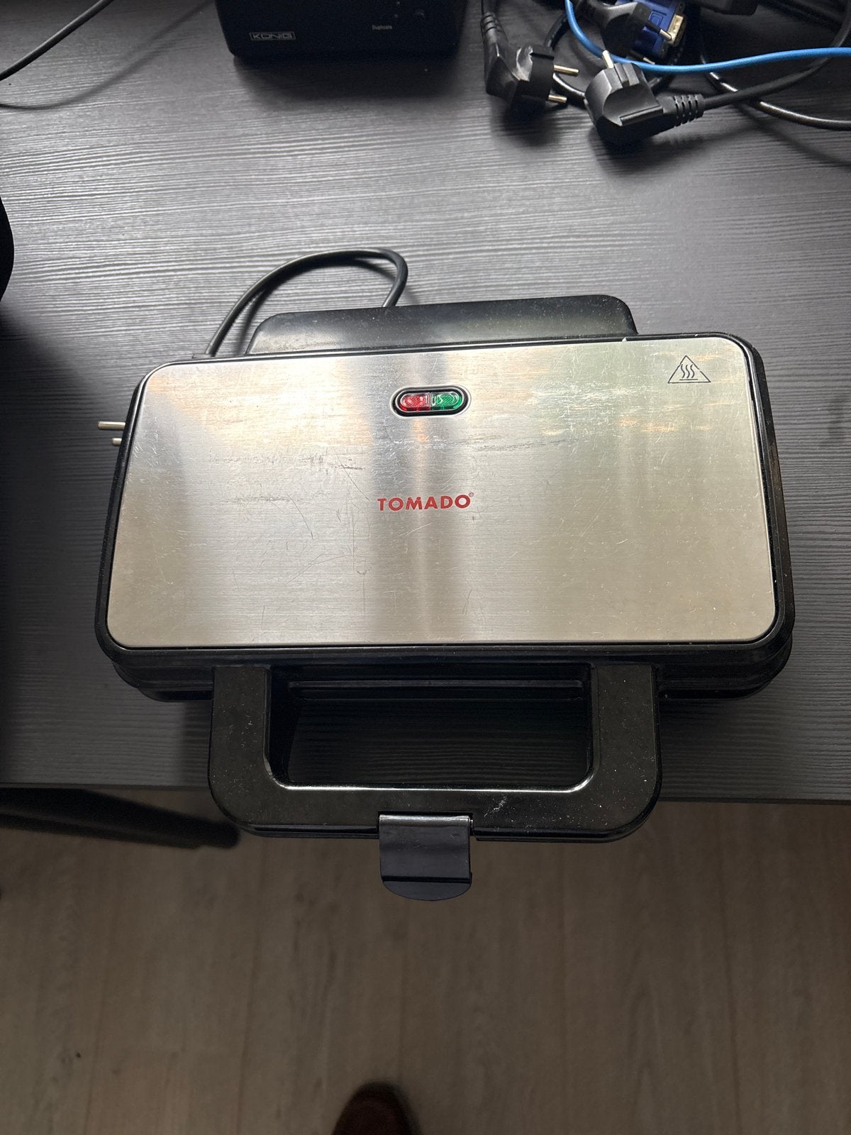 Tomado Tostiijzer - Compact en Handig, Ophalen, Gebruikt, Tafelgrill