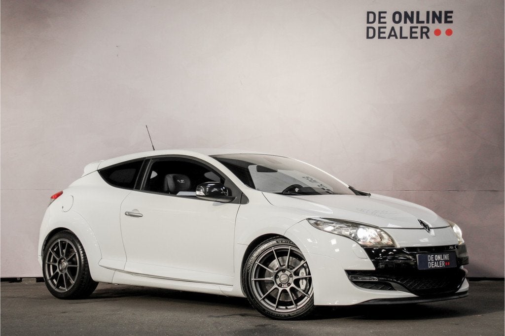 Renault Mégane Coupe 2.0 RS Turbo 250 |18inch|Xenon|Sportui, Auto's, Renault, Voorwielaandrijving, 1362 kg, Gebruikt, 4 cilinders