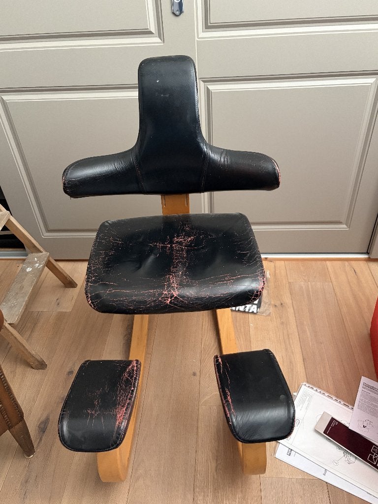 Stokke varier thatsit stoel, leder, Huis en Inrichting, Ophalen, Gebruikt, Zwart, Eén