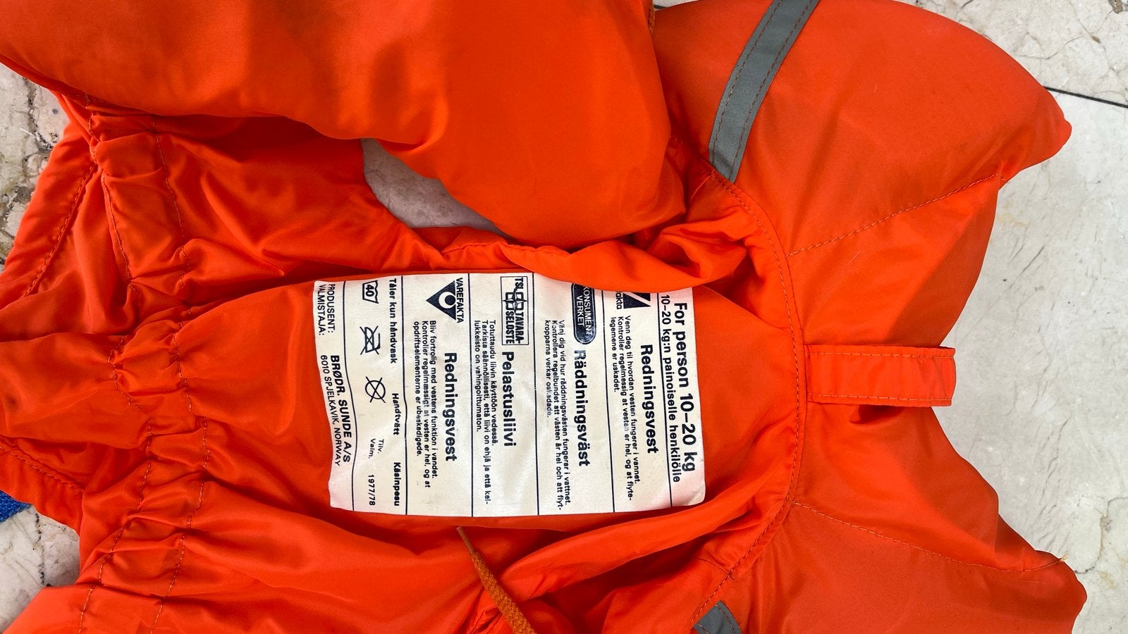 zwemvestjes voor kinderen (10-20 kg en 15-20 kg), Ophalen of Verzenden, Gebruikt, Overige typen