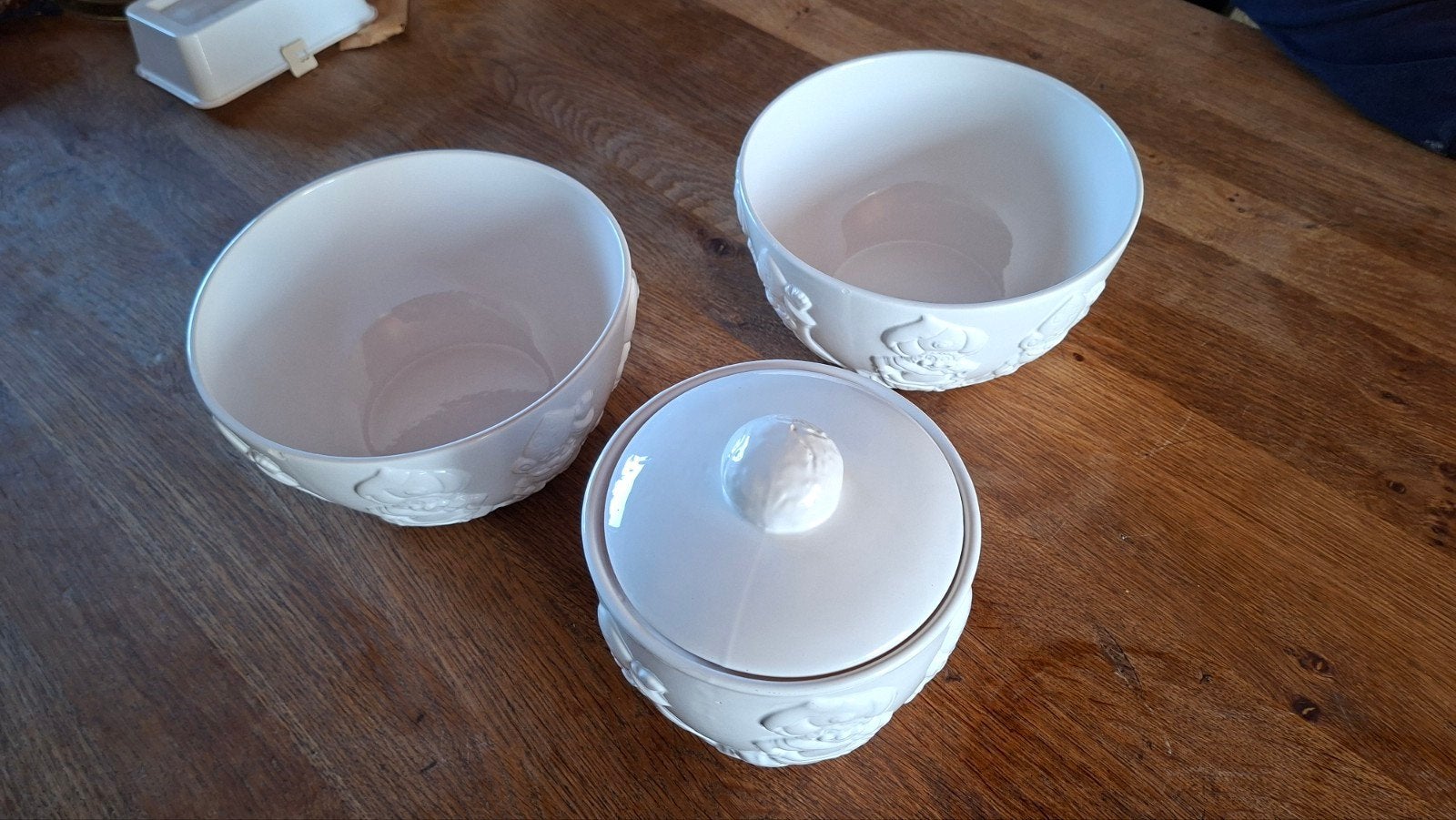 Sinterklaas serviesgoed set - 2 kommen en 1 pot met deksel p, Ophalen of Verzenden