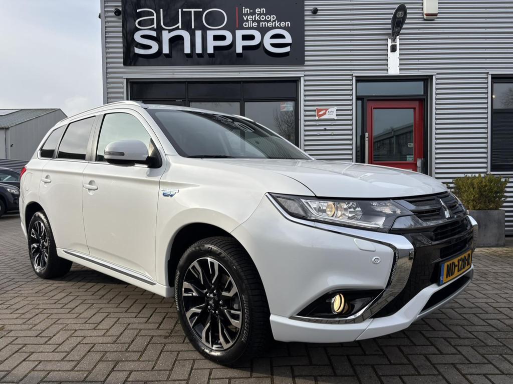 Mitsubishi Outlander 2.0 PHEV Executive Edition -AUTOMAAT-KE, 1998 cc, 4 cilinders, 1820 kg, Wit