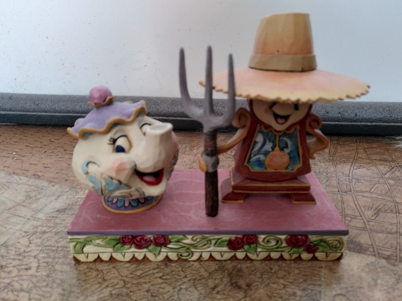 Disney traditions, mrs. Potts & Cogsworth, Verzamelen, Disney, Ophalen of Verzenden, Assepoester of Belle, Nieuw, Beeldje of Figuurtje