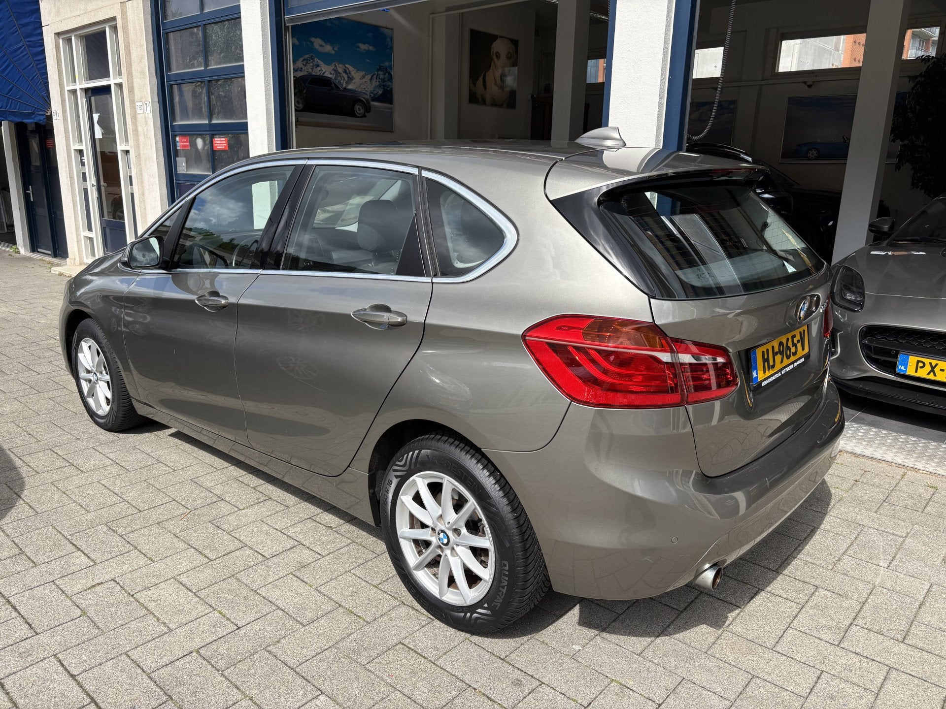 BMW 2 Serie Active Tourer 218d Corporate Lease Essential AUT, Auto's, Euro 6, 4 cilinders, 150 pk, Origineel Nederlands