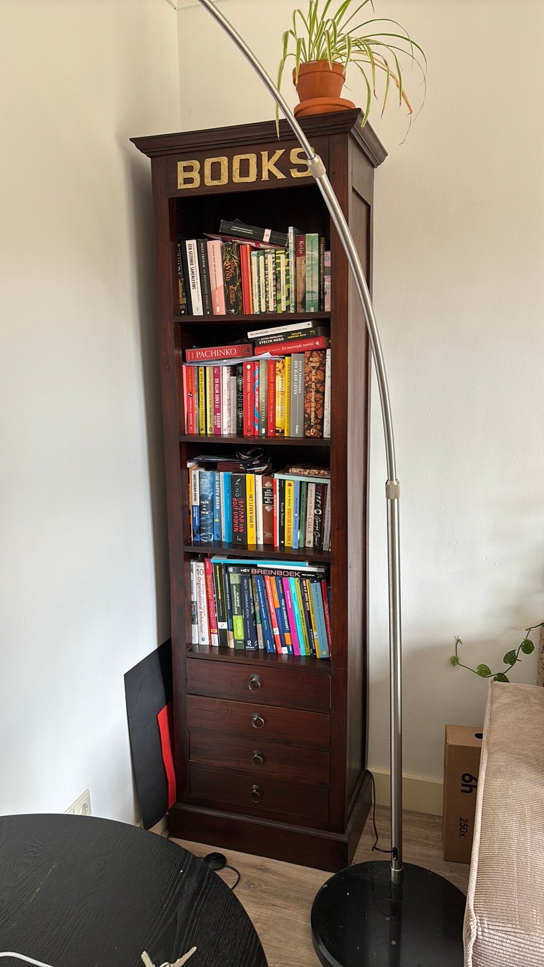 Koloniale boekenkast - Nieuwe staat, Huis en Inrichting, Ophalen, Kolonial , japandi , klassiek, 50 tot 100 cm, Met lade(s)