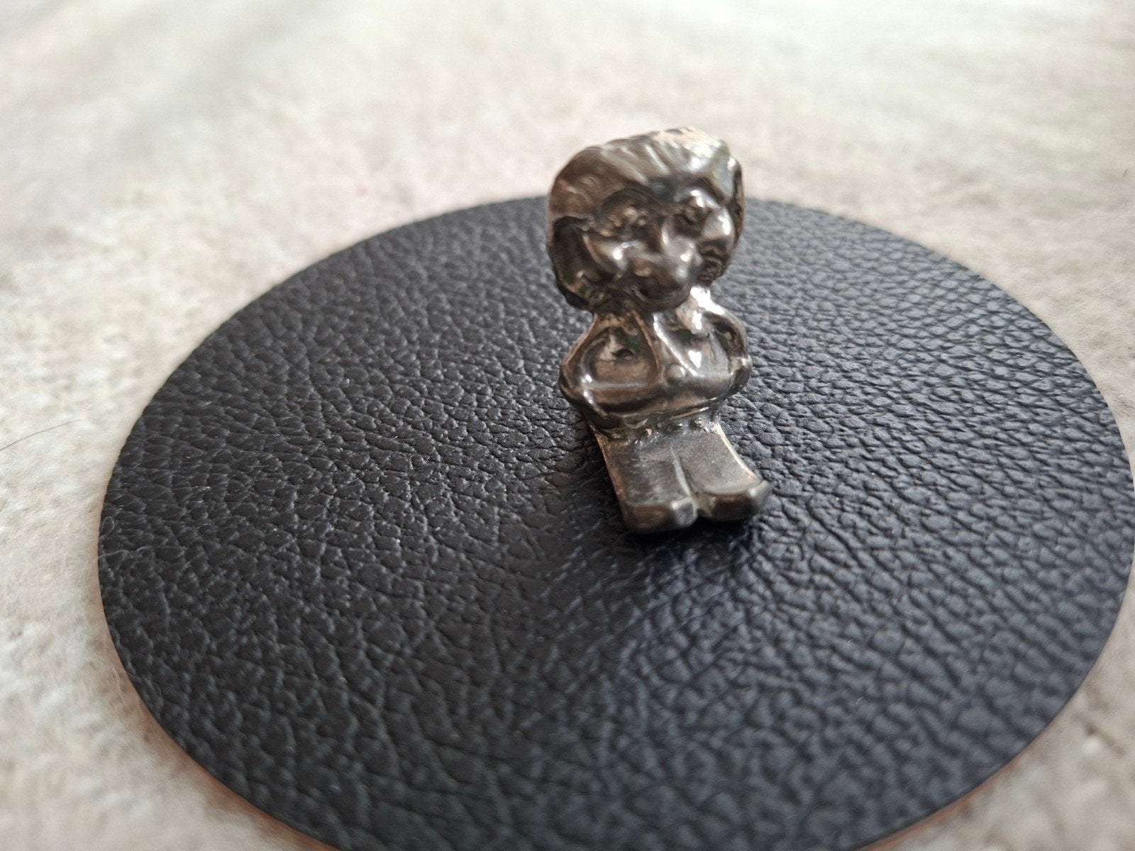noors handwerk miniatuur trol op skies, tin, Verzamelen, Ophalen of Verzenden