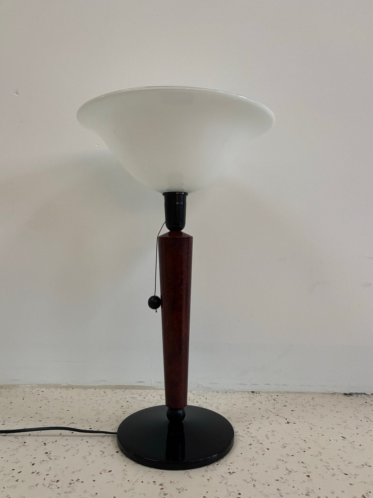 Stijlvolle tafellamp met trekkoord en glazen kap, Minder dan 100 cm, Glas, E27 (groot), Ophalen of Verzenden