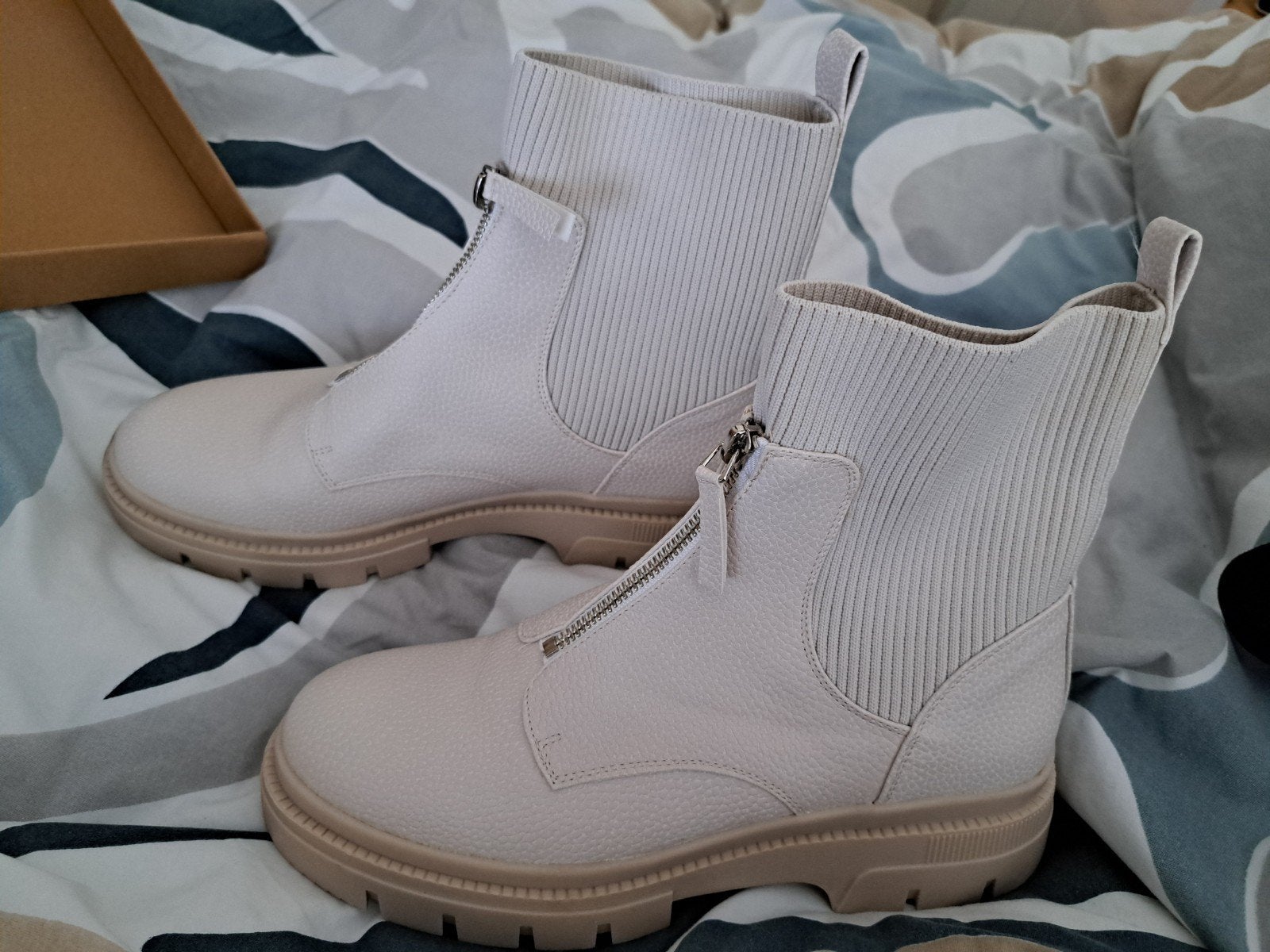 Nieuwe gebroken witte laarzen maat 41, Kleding | Dames, Ophalen of Verzenden