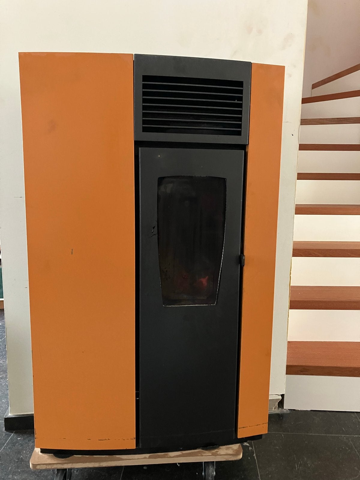 Pelletkachel Eva Calor Perla 6,5 kW - Oranje, Huis en Inrichting, Ophalen, Gebruikt, Overige brandstoffen, Pelletkachel
