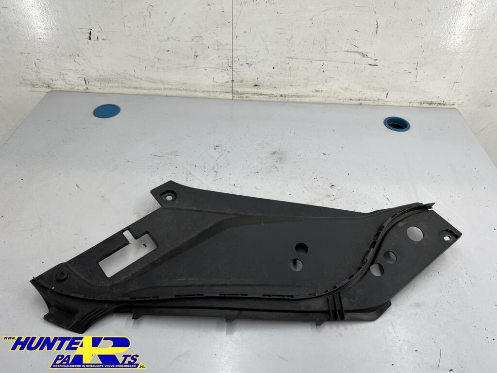 Afdekplaat Volvo XC90 II ('14-'22) 31442733, Gebruikt, Ophalen of Verzenden, Volvo