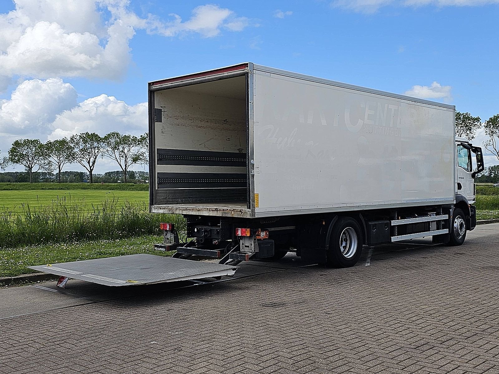 M.A.N. 18.250 TGM manual airco lift, Auto's, MAN, Wit, Bedrijf, Te koop