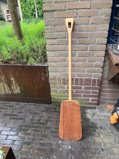 Zelfgemaakte houten steekpeddel, Ophalen, Zo goed als nieuw, Enkelbladige peddel