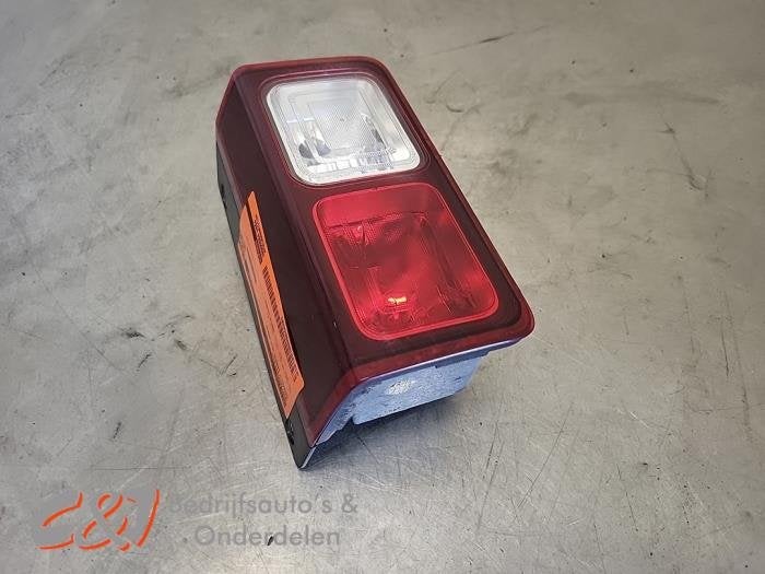 Mistachterlicht van een Renault Trafic, Gebruikt, -, Renault, -