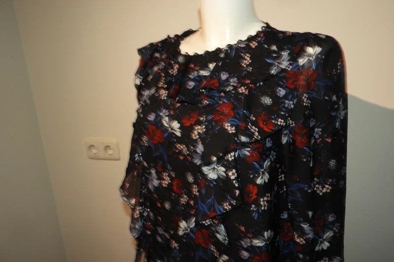 Erdem x H&M zijde top bonte bloemen print ruches M, Kleding | Dames, Maat 38/40 (M), Erdem x H&M, Zo goed als nieuw, Lange mouw