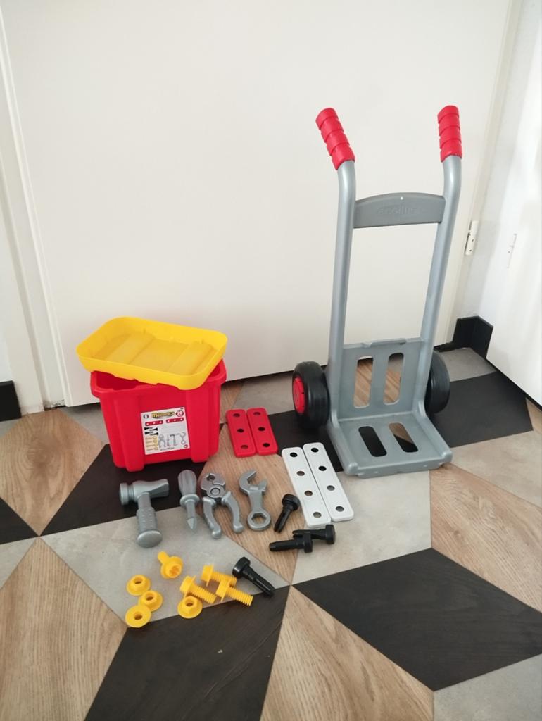 Gereedschap trolley met afneembare kist en toebehoren, Ophalen, Zo goed als nieuw, Jongen of Meisje