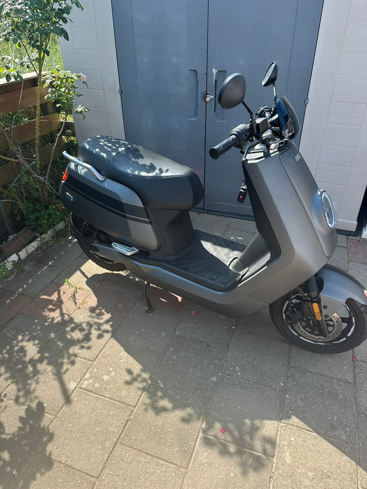 Zeer nette NIU N1S 1750km gereden., Ophalen, Zo goed als nieuw