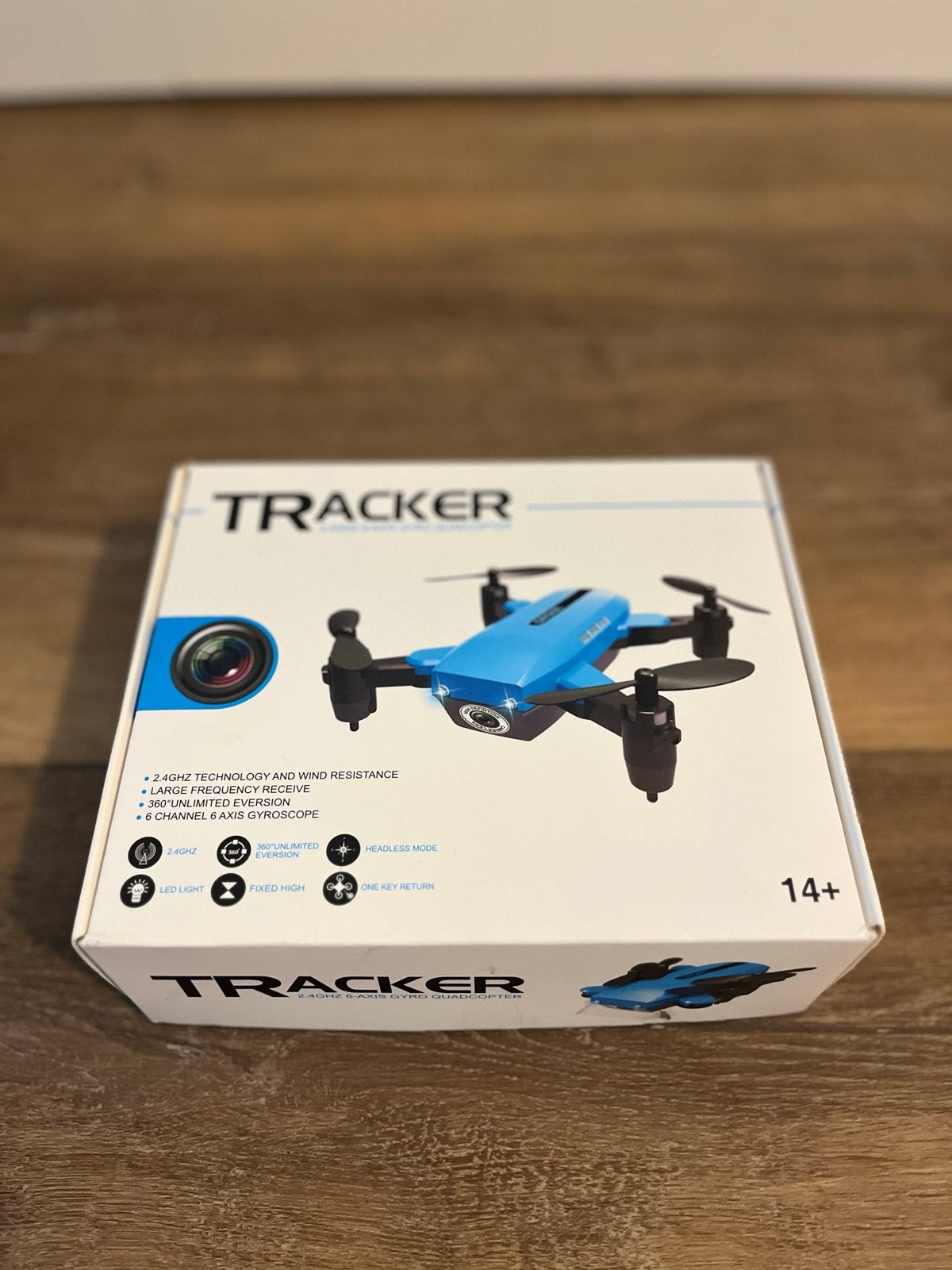 Tracker Drone - Nieuw in doos met afstandsbediening, Basiskwaliteit, Overige merken, Minder dan 100 meter, Minder dan 250 gram