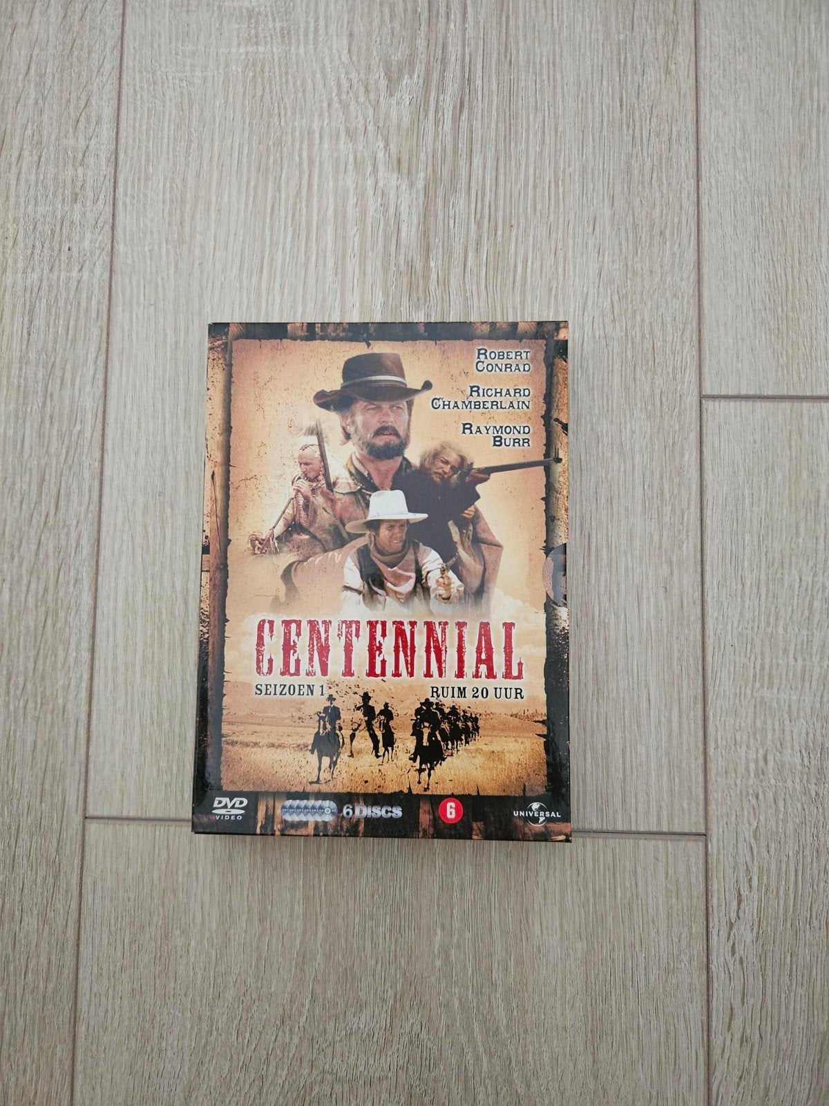 Centennial Seizoen 1 DVD Box (6 Discs), Engels, Nederlands, Ophalen of Verzenden, Zo goed als nieuw