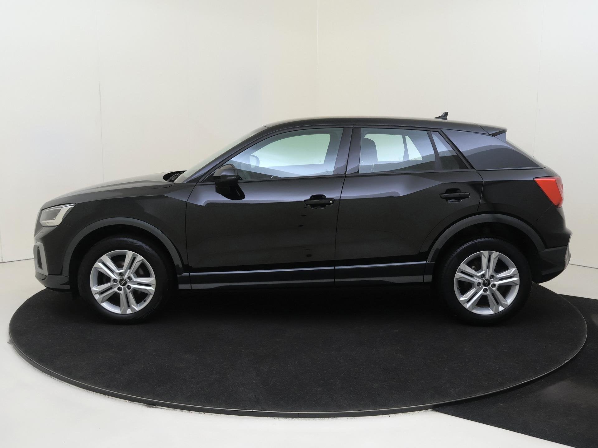 Audi Q2 35 TFSI Advanced edition | Achteruitrijcamera | Stoe, Stof, Zwart, Origineel Nederlands, Bedrijf