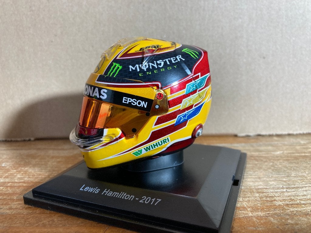 ✅ Lewis Hamilton 1:5 helm 2017 Mercedes W08 World Champion, Verzamelen, Ophalen of Verzenden, Nieuw, Formule 1