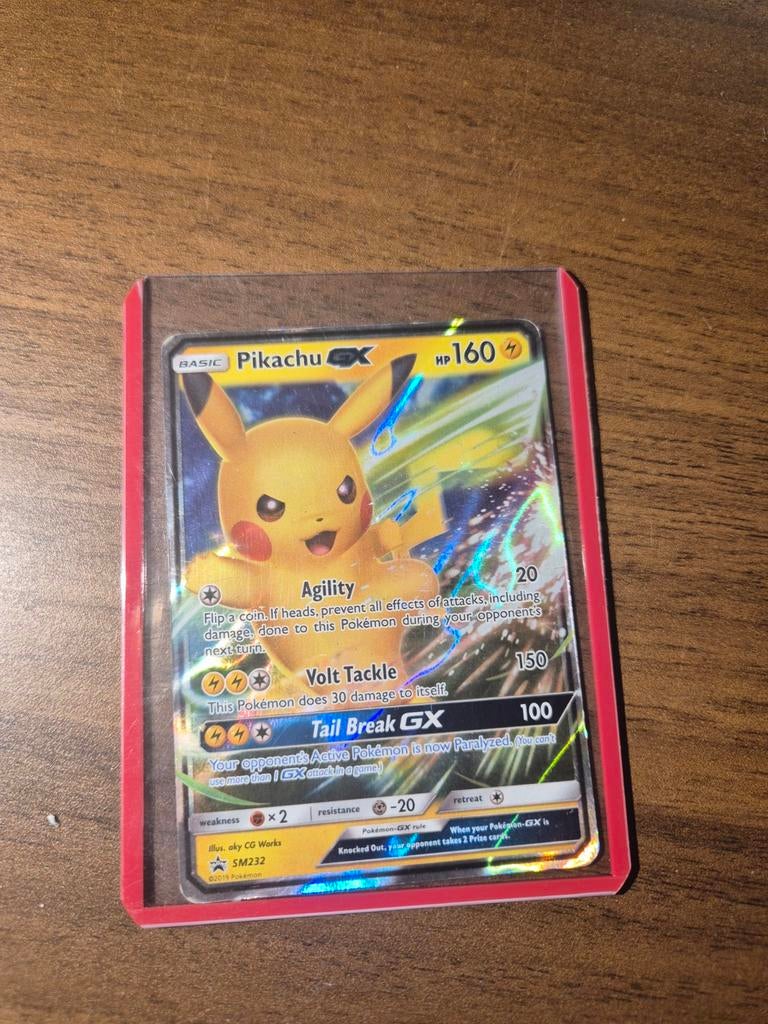 Pikachu GX Pokémon kaart SM Black Star Promos, Ophalen of Verzenden, Zo goed als nieuw, Losse kaart