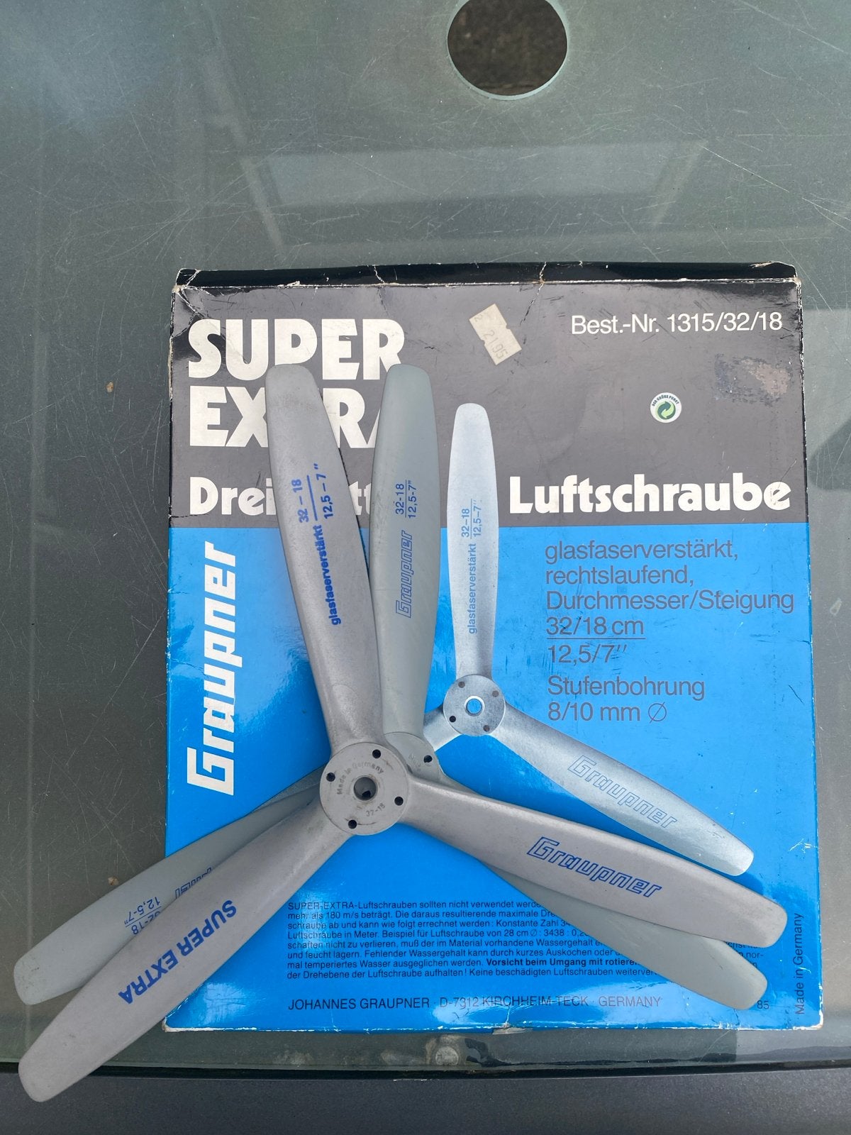 Graupner 3-bladige propellers 12,5 x 7 (nieuw & gebruikt), Ophalen of Verzenden, Zo goed als nieuw