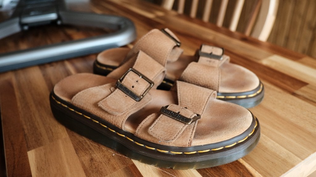 2x Dr Martens Sandalen 39 - z.g.a nieuw, Zwart, Nieuw, Dr. Martens, Sandalen of Muiltjes