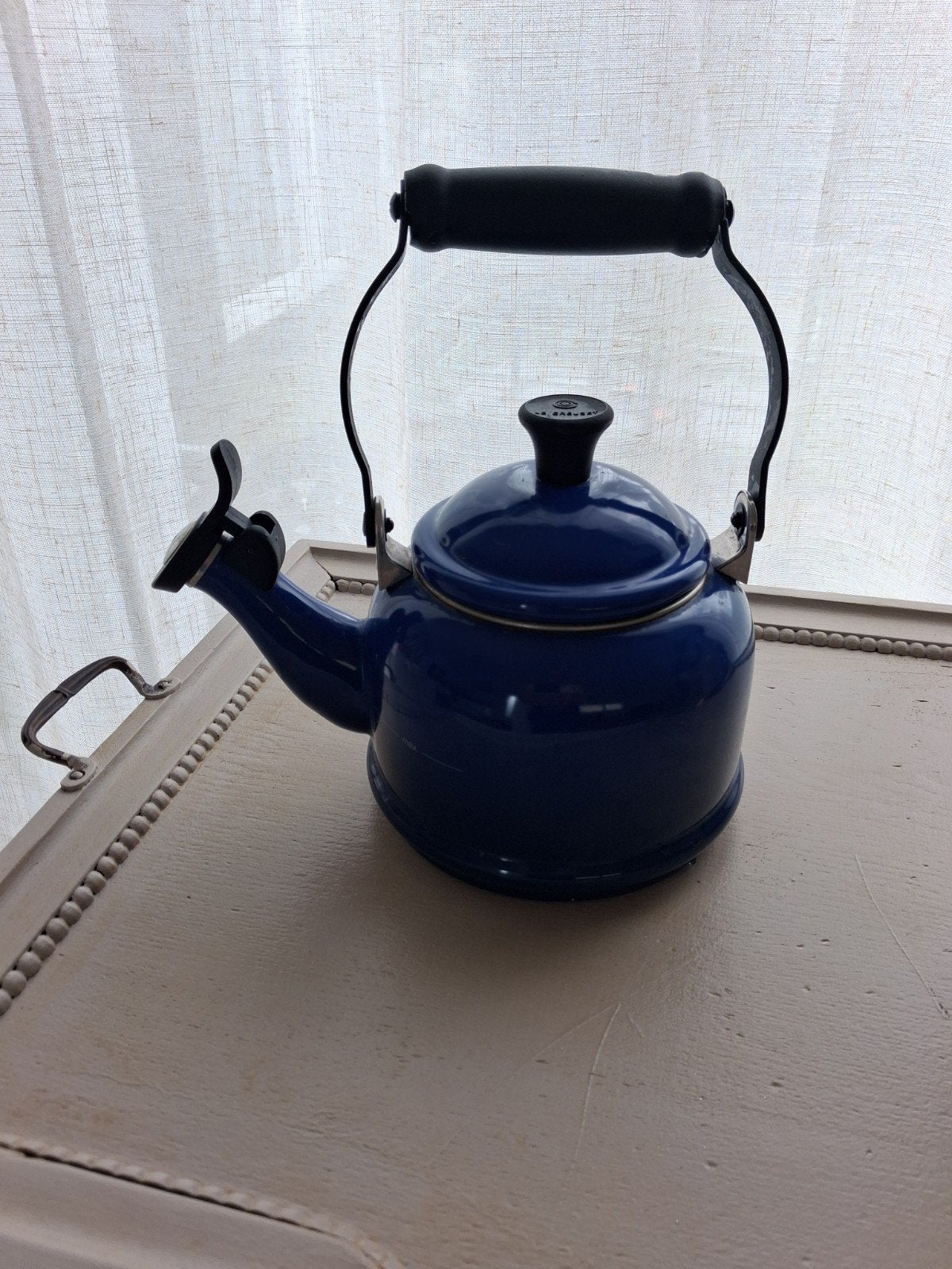 Le Creuset fluitketel blauw 1.1 liter, Huis en Inrichting, Ophalen of Verzenden, Metaal, Le Creuset, Theepot/fluitketel