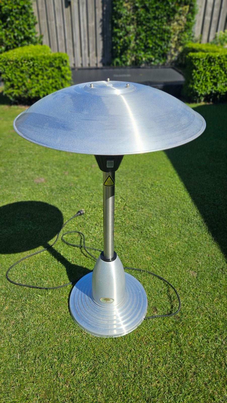 Outtrade staande terrasverwarmer RVS-look – 3 standen - ZGAN, Tuin en Terras, Vloer, Zo goed als nieuw, Waterbestendig, Ophalen