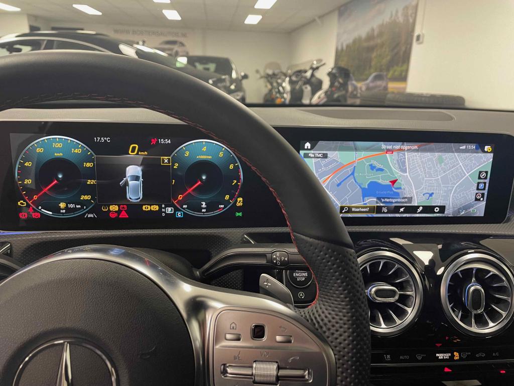 Widescreen Virtual Display A B CLA GLA GLB incl inbouw, Auto-onderdelen, Niet ingevuld, Gebruikt, Mercedes-Benz, Niet ingevuld