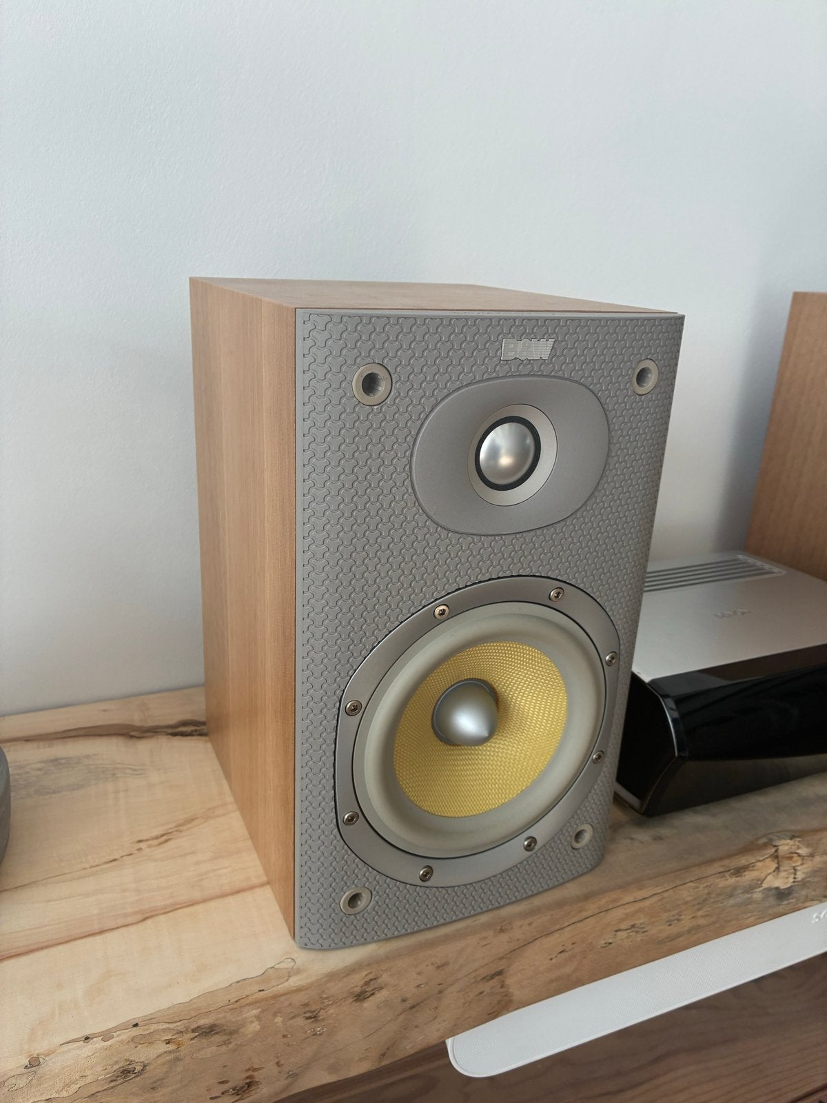 Bowers & Wilkins DM600 S3 Boekenplank Speakers, Audio, Tv en Foto, Luidsprekers, Gebruikt, Ophalen of Verzenden, 60 tot 120 watt