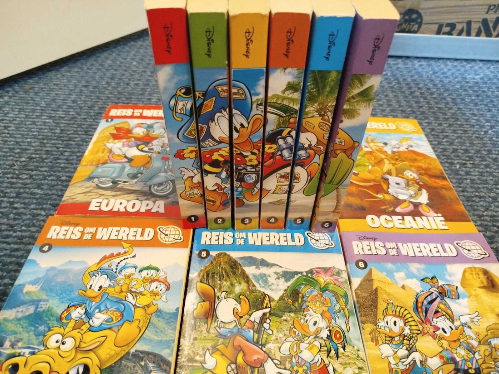Donald Duck pockets compleet jaargang Reis om de Wereld (6), Complete serie of reeks, Ophalen of Verzenden, Zo goed als nieuw