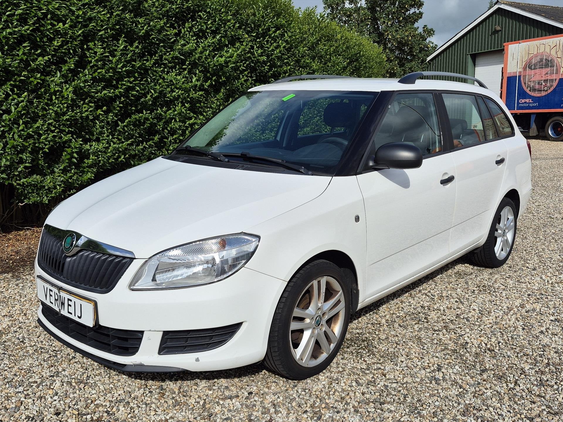 Skoda Fabia 1.2 69pk Fresh | Airco | Trekhaak | LM Velgen, Euro 5, Stof, Xenon verlichting, 1198 cc