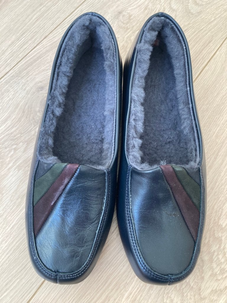 Donkerblauwe leren damespantoffels (gevoerd) maat 38, Blauw, Instappers, Nieuw, Ophalen of Verzenden