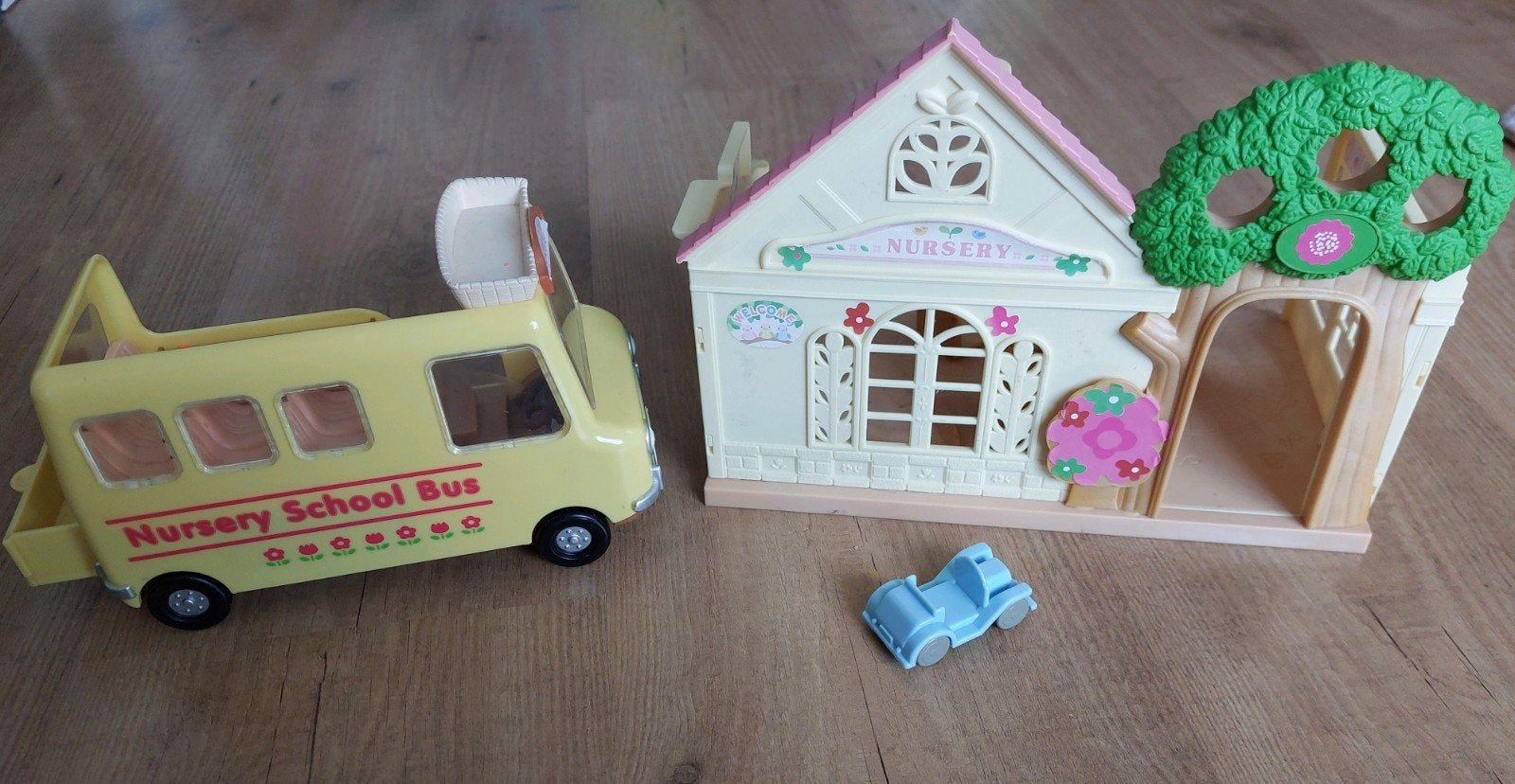 Sylvanian Families: Bus, Huisje & Nieuw Stapelbedje, Ophalen of Verzenden, Jongen of Meisje