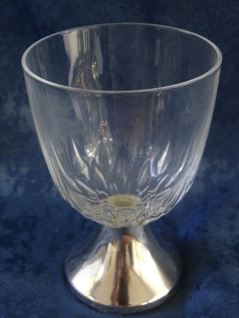 Kristal glas met zilver voet zwaardje + HOOF gemerkt, Verzamelen, Ophalen of Verzenden, Zo goed als nieuw, Overige typen