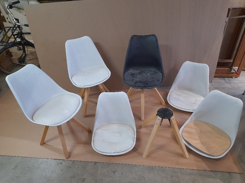 Stoelonderdelen van Eames (immitaties)-stoel, Huis en Inrichting, Gebruikt, Wit, Vijf, Zes of meer stoelen, Ophalen
