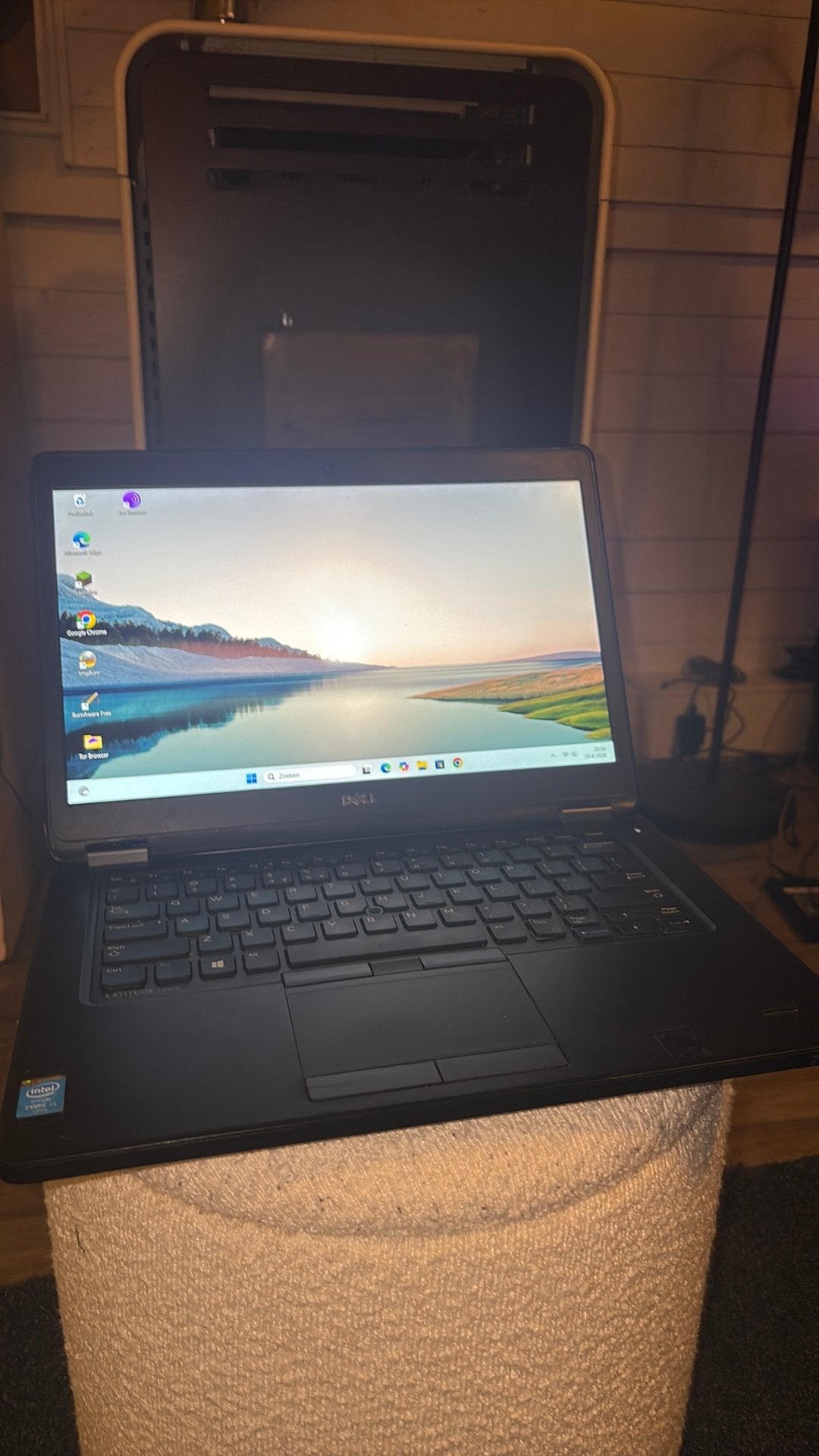 Dell lattitude e5450 laptop, Computers en Software, 15 inch, Qwerty, Ophalen of Verzenden, Zo goed als nieuw