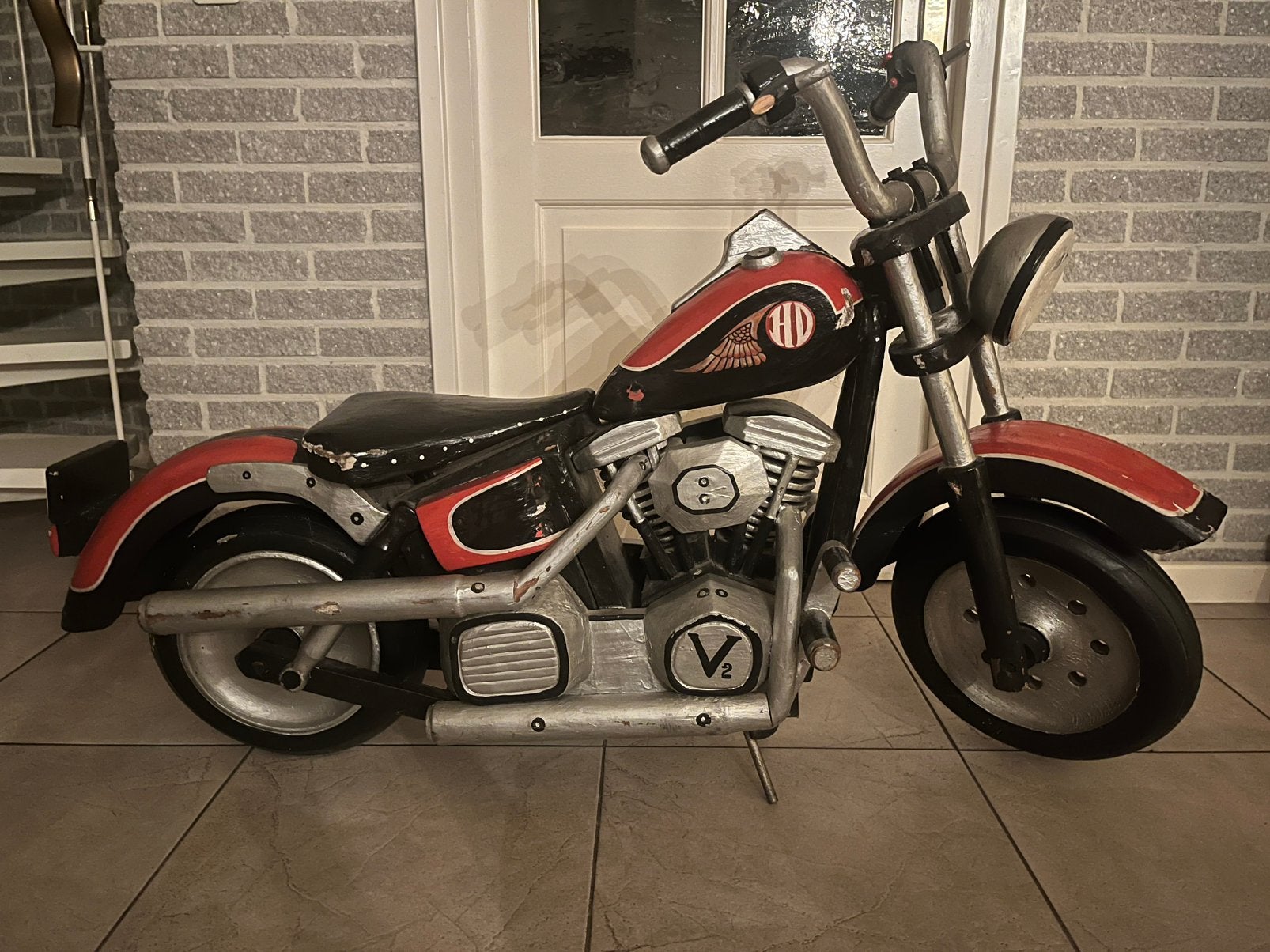 Houten Harley Davidson, Ophalen