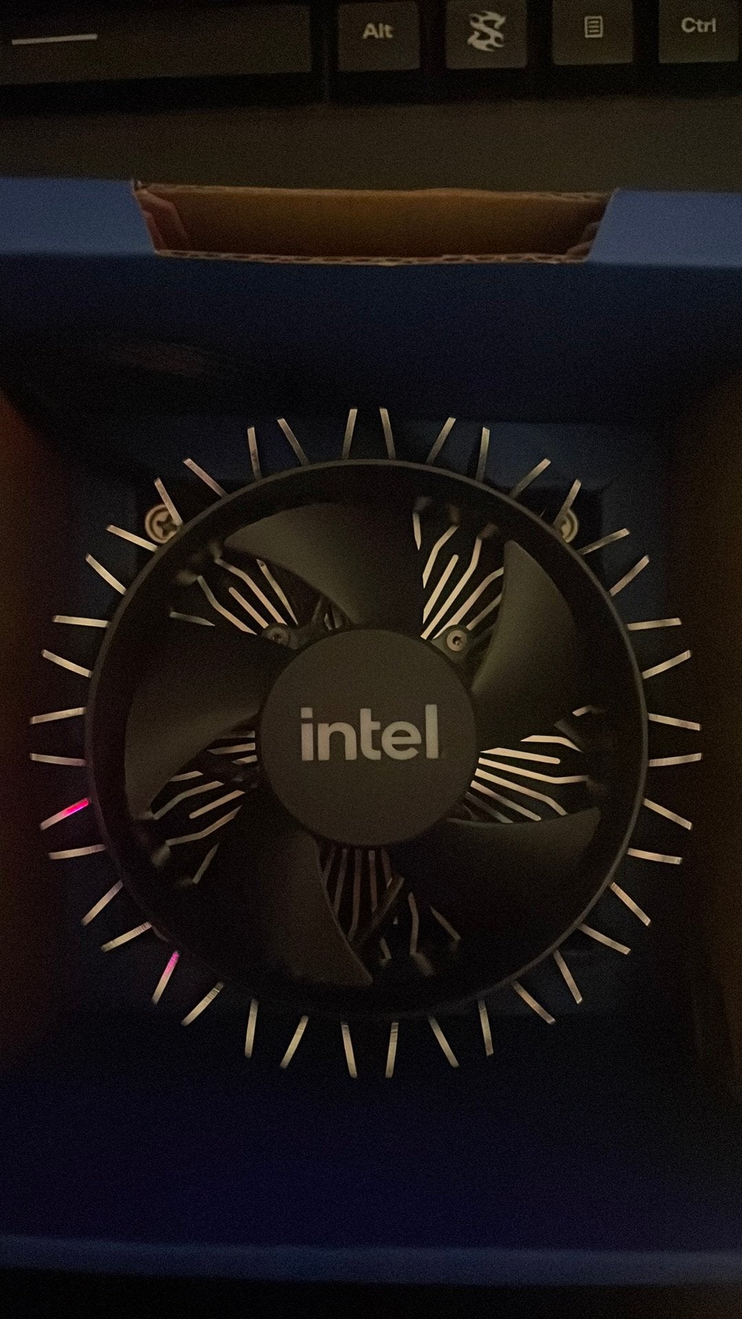 Intel core I9-13900F cooler, Ophalen of Verzenden, Zo goed als nieuw