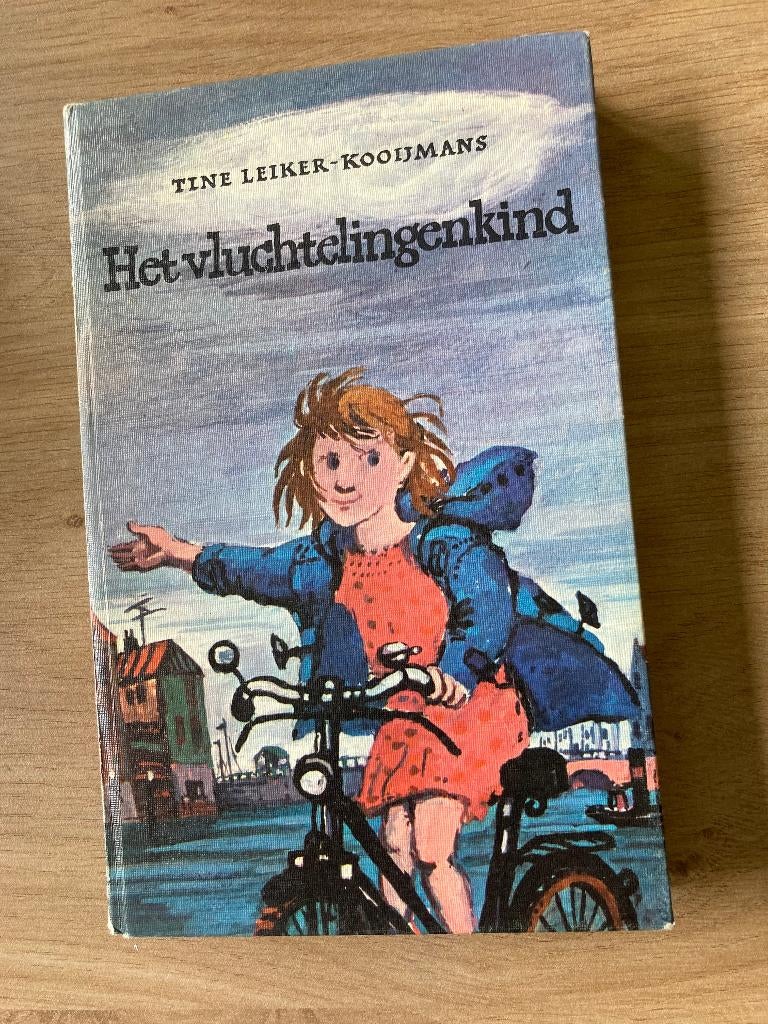 Boek Tine Leiker-Kooijmans, Ophalen of Verzenden, Gelezen