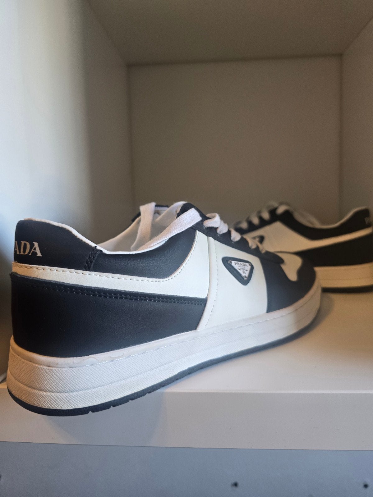 Prada Sneakers Zwart/Wit, Kleding | Dames, Prada, Zwart, Ophalen of Verzenden, Sneakers of Gympen
