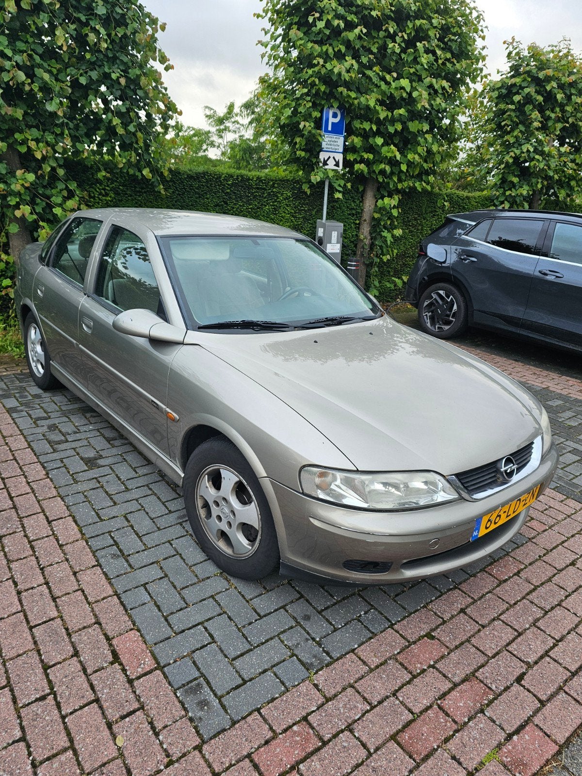 Opel vectra nieuwe apk automaat, Auto's, Voorwielaandrijving, 1345 kg, Stof, 4 cilinders