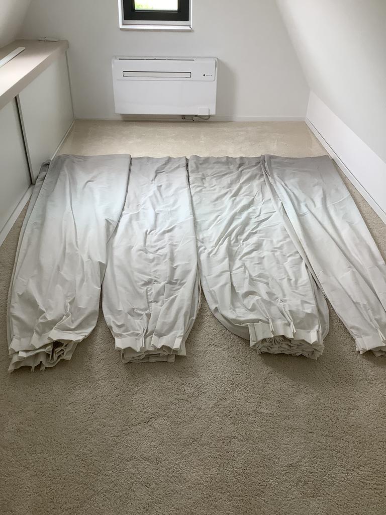4 Gordijnen gevoerd, aflopende kleur van wit naar beige, Ophalen, Zo goed als nieuw, Beige, 200 cm of meer