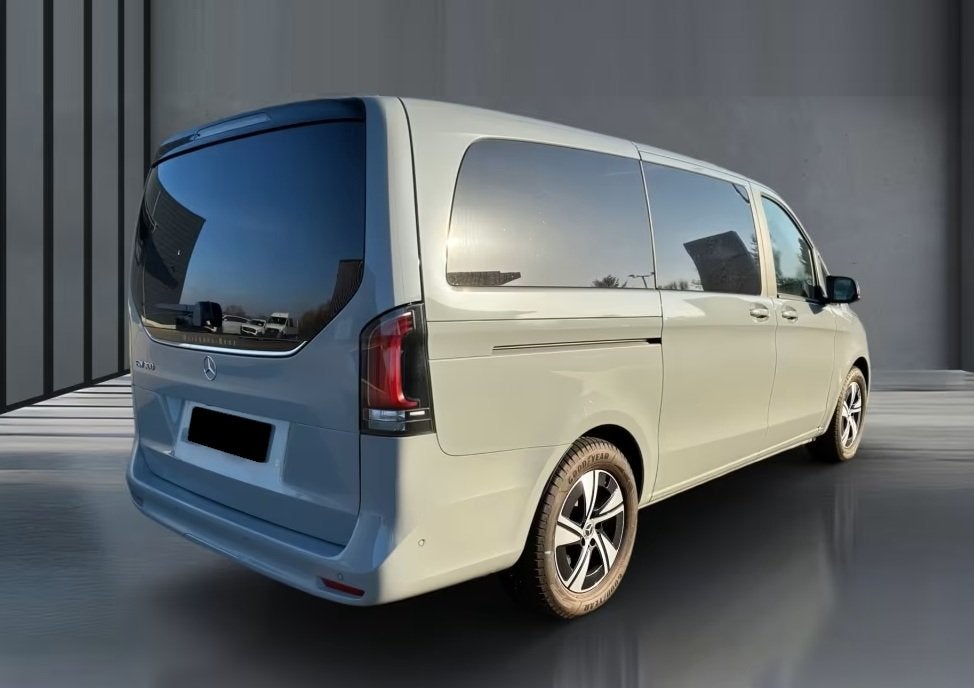 Mercedes-Benz EQV 300 L2 90 kWh 7 personen Distronic LED Wid, Auto's, Stof, Gebruikt, Met garantie (alle), 7 stoelen