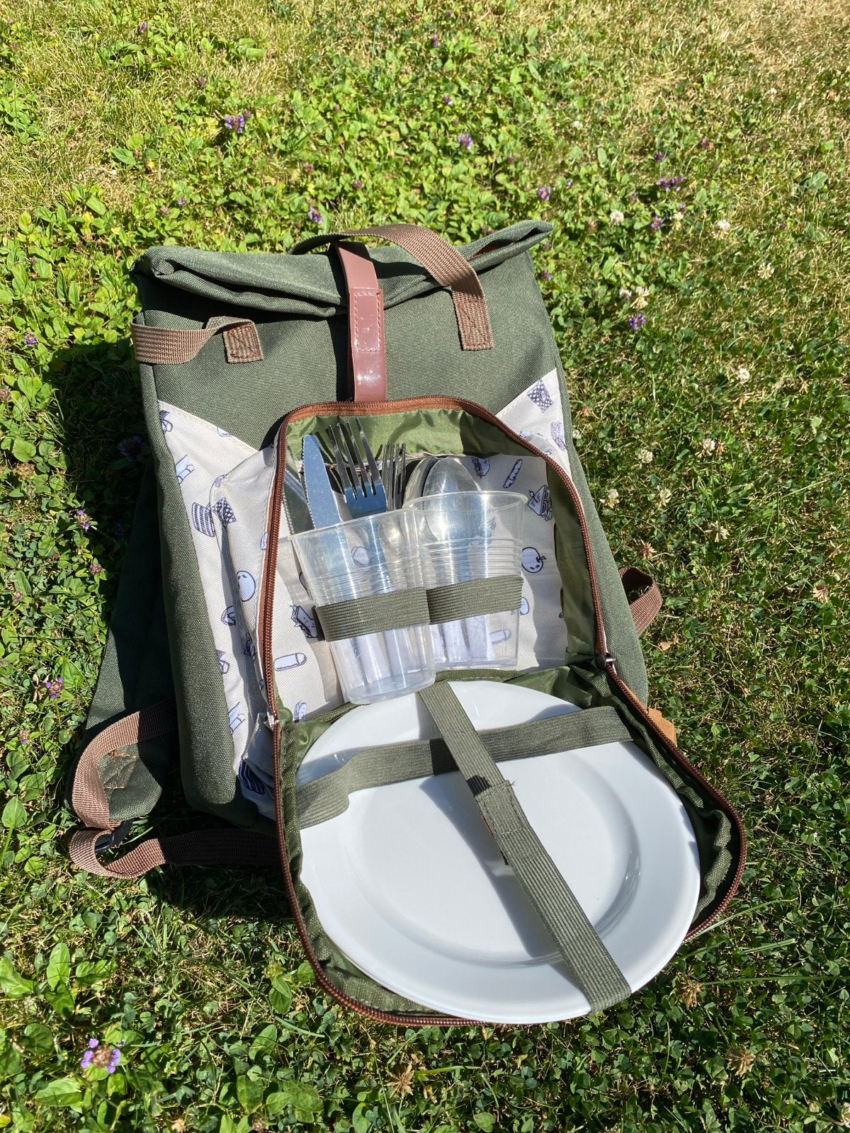 Picknickrugzak met servies - Ideaal voor buiten, Ophalen of Verzenden, Gebruikt