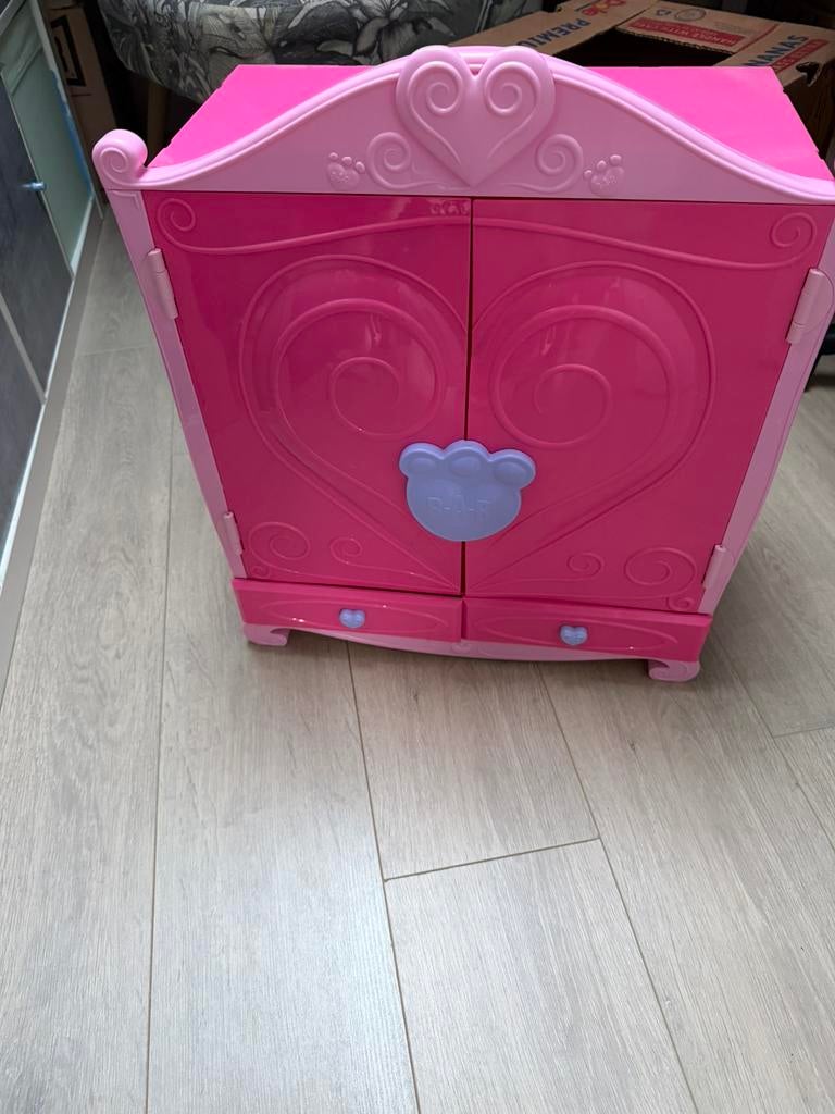 Build a bear kast, Ophalen of Verzenden, Zo goed als nieuw, Poppenhuispop