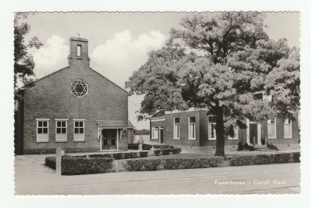 Pieterburen (bij Kloosterburen en Westernieland)- Geref Kerk, Verzamelen, Ophalen of Verzenden, 1960 tot 1980, Gelopen, Groningen