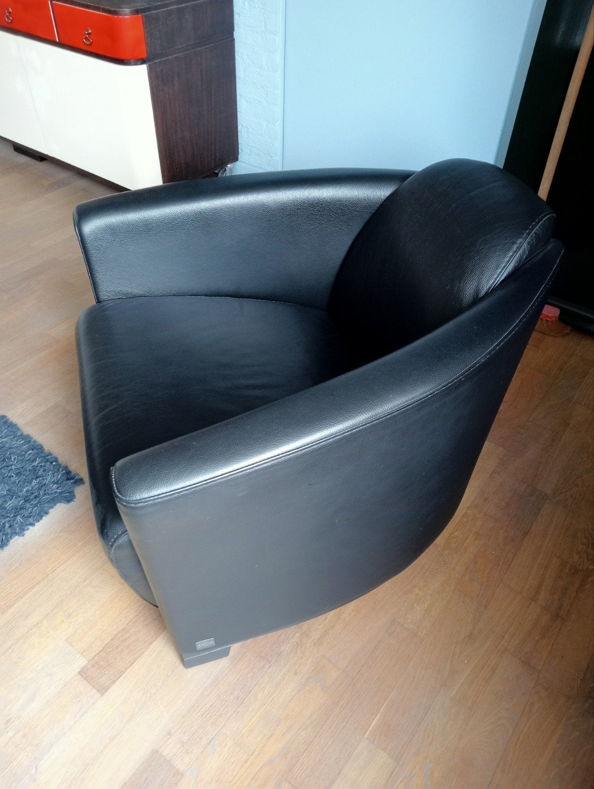 Calia Italia postmoderne clubfauteuil in Art Deco stijl, Ophalen, 75 tot 100 cm, Leer