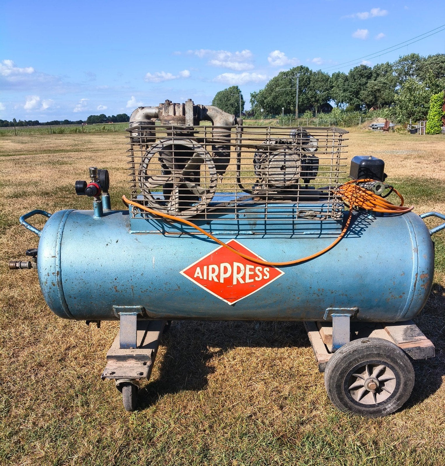 Airpress compressor, Ophalen, Gebruikt, Mobiel, 6 tot 10 bar